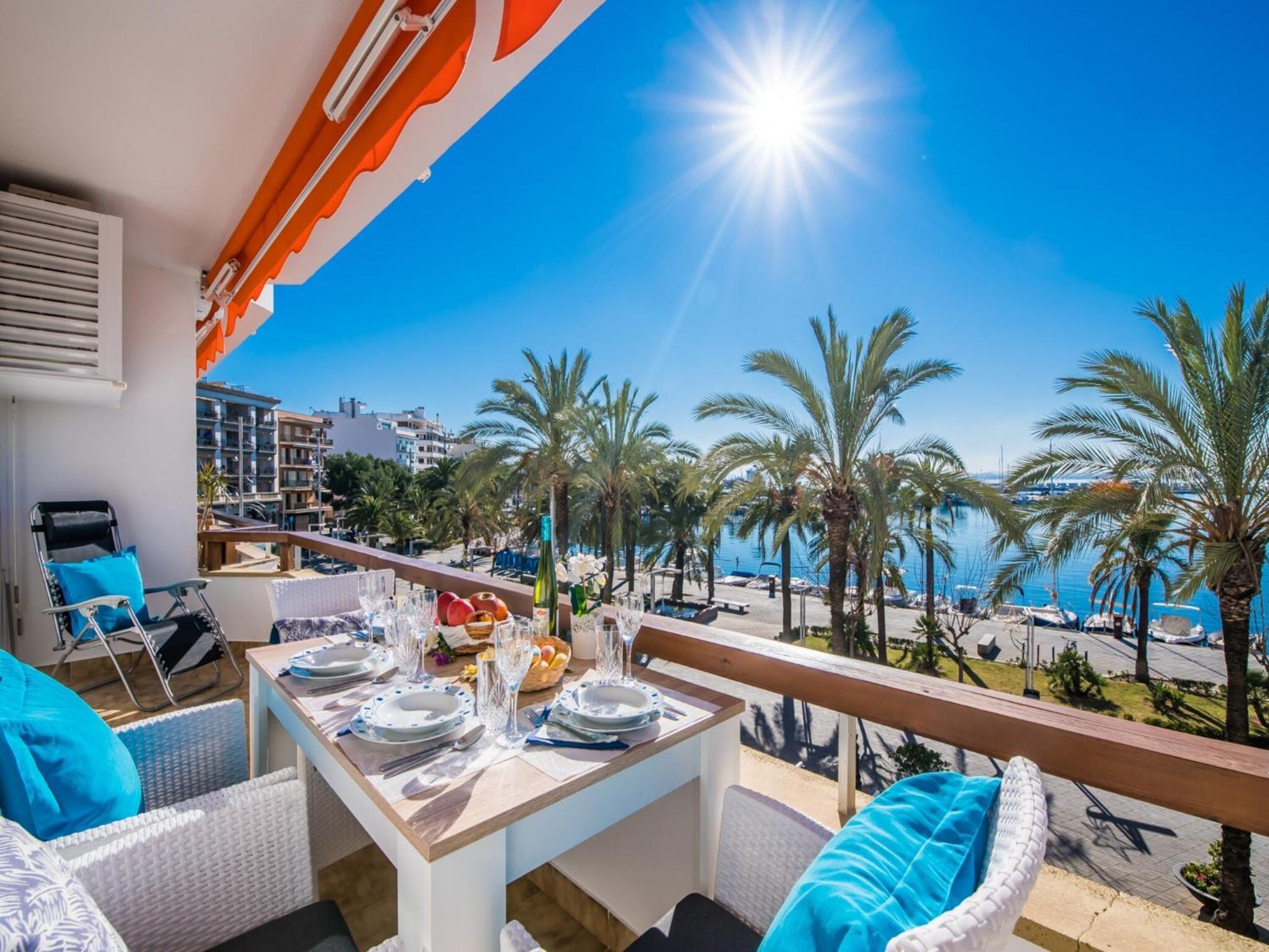 For 4, With Sea Views Apartment *