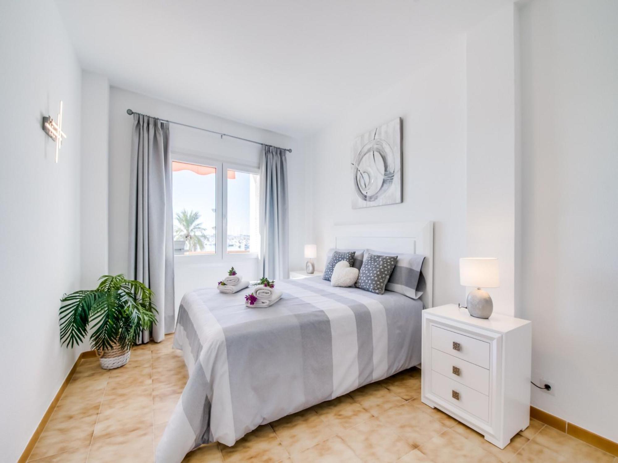Apartment For 4, With Sea Views