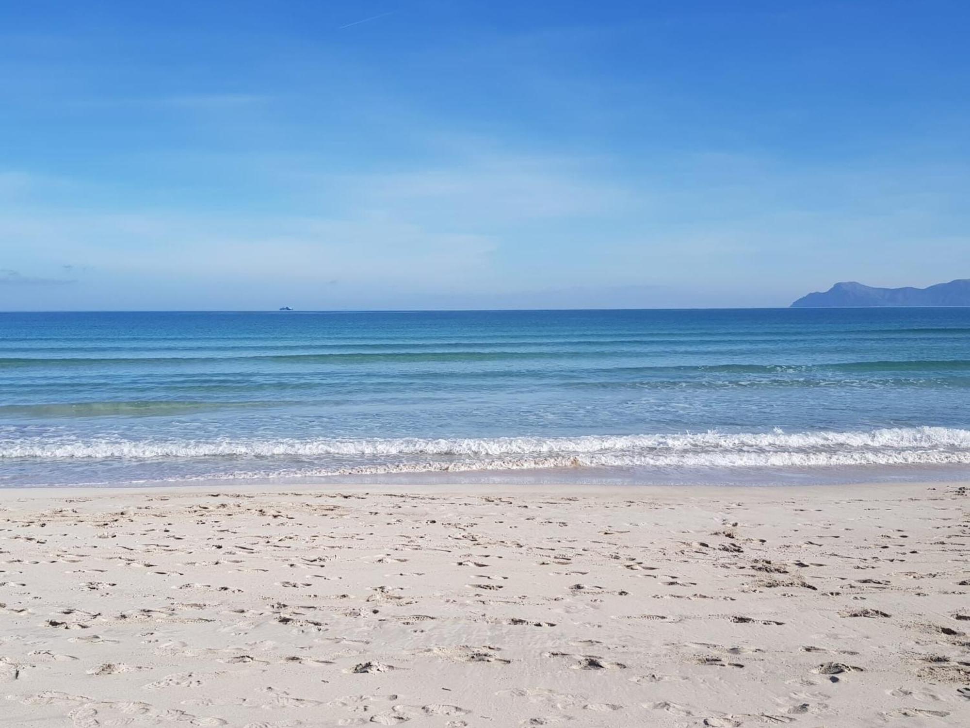 For 4, With Sea Views Apartment